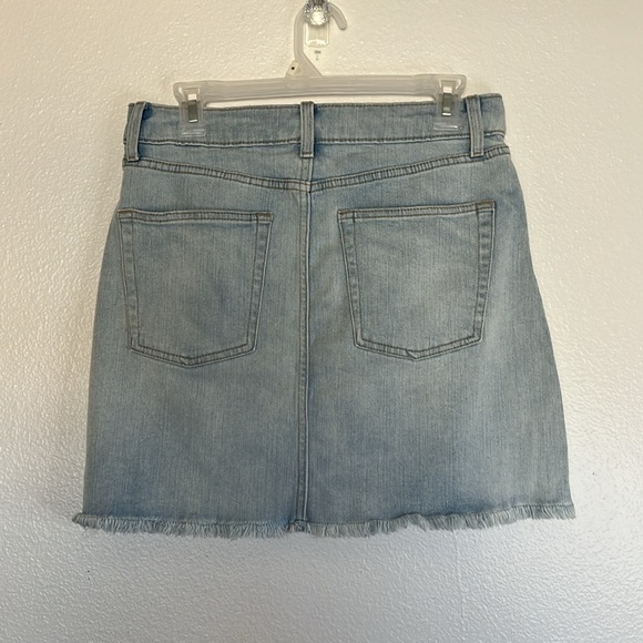 NWT Wild Fable Denim Jean Mini Skirt High Rise Distressed Stretch  sz 14 - Picture 4 of 7